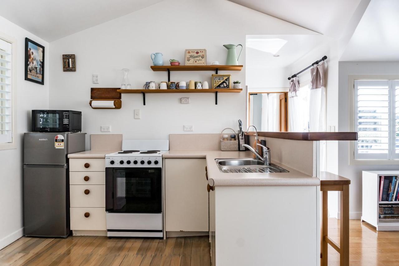 Kowhai Cottage & Studio Raglan Exterior foto